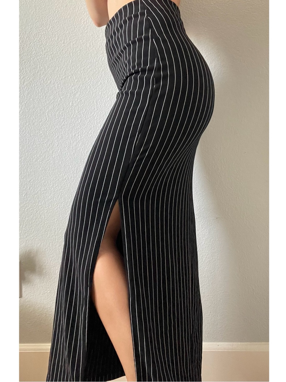 Joule Black Midi Skirt with White Pinstripes - Picture 6 of 6